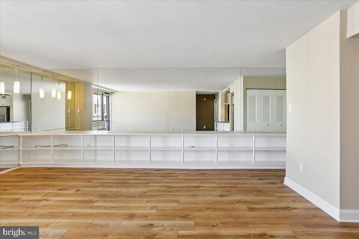 1325 18th Street NW #1002 photo 8