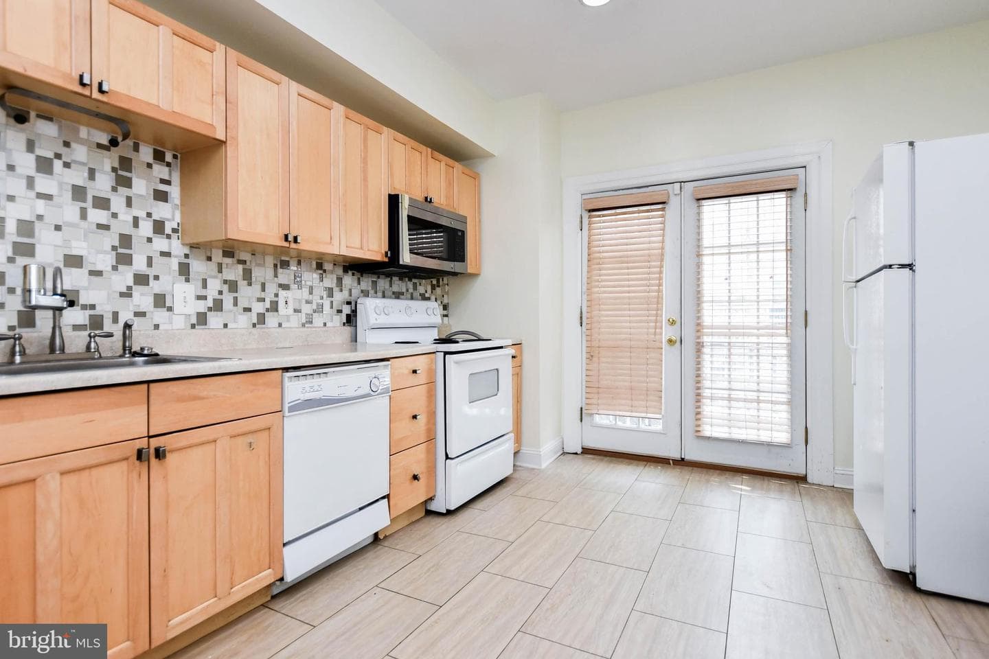 1651 Gales Street NE photo 16