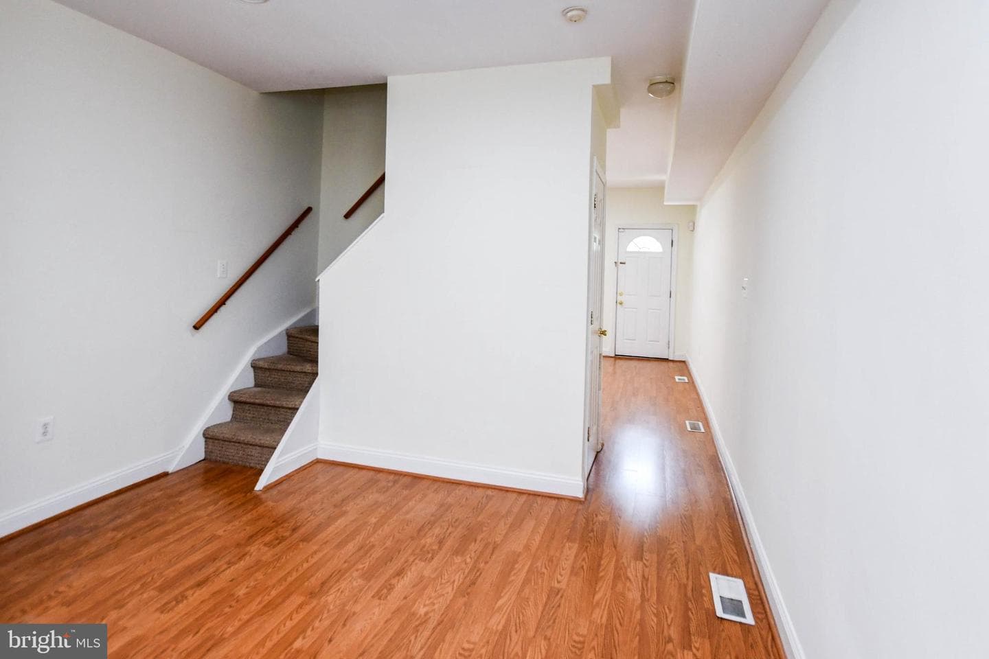 1651 Gales Street NE photo 8
