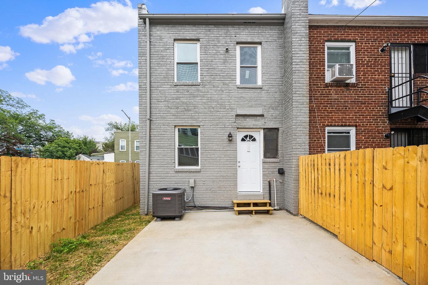 1658 F Street NE photo 19