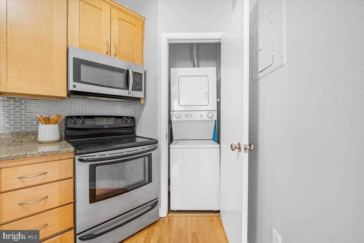 955 26th Street NW #409 photo 14