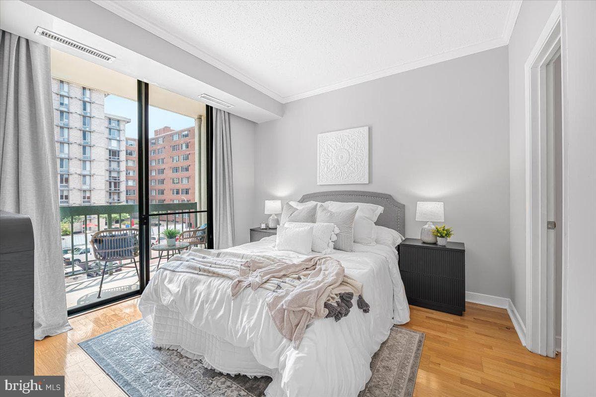 955 26th Street NW #409 photo 15