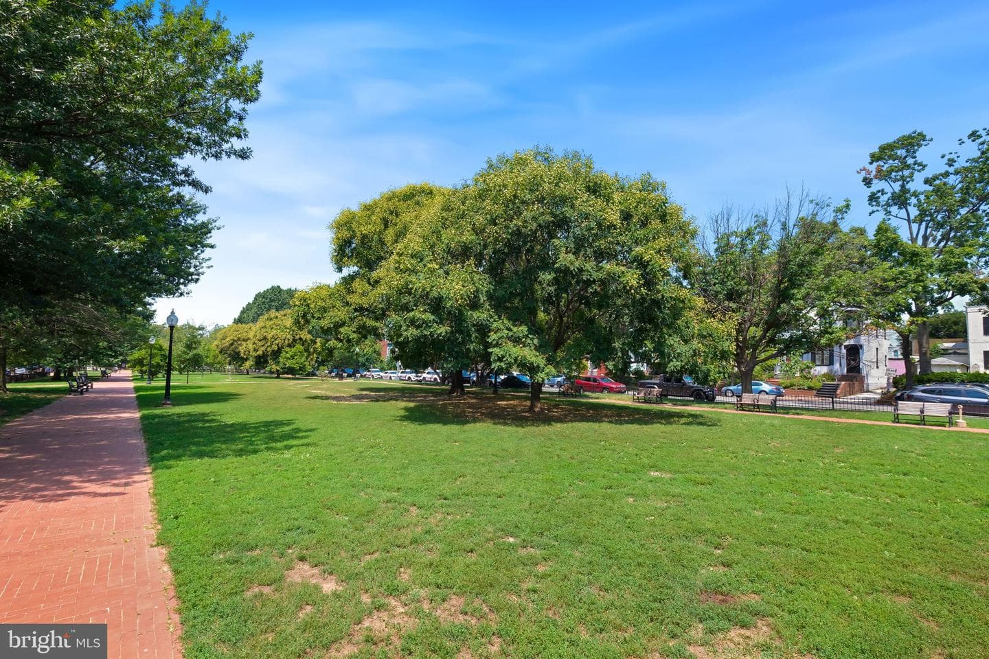 601 E Street SE photo 33