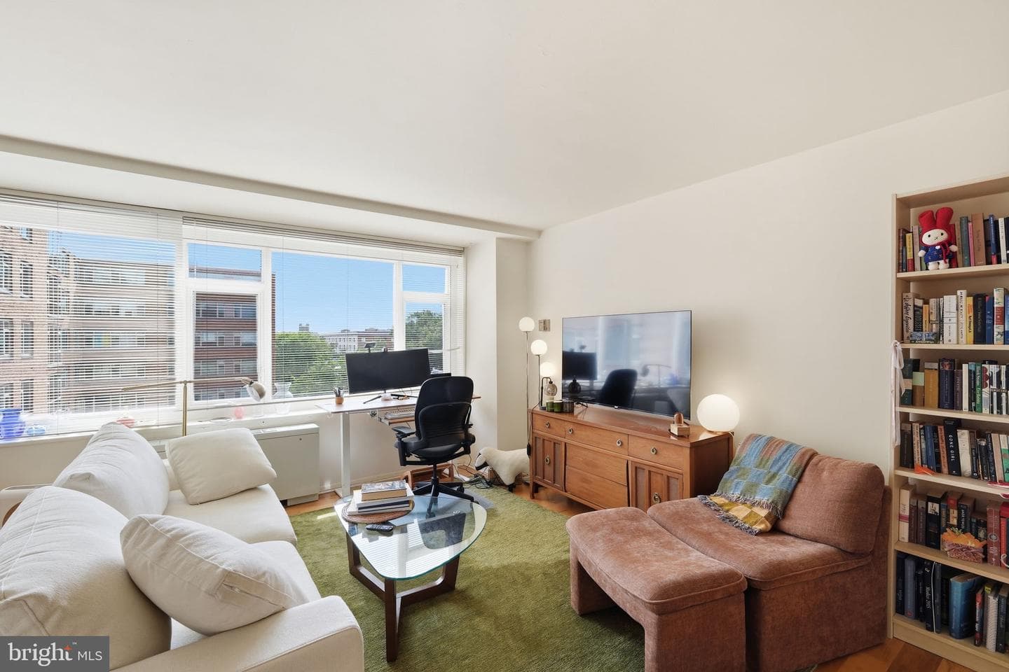 1545 18th Street NW #719 photo 3