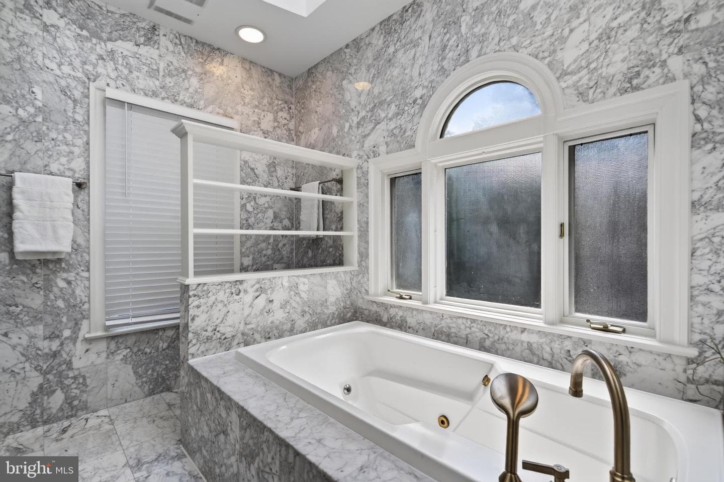 5430 Chevy Chase Parkway NW photo 27