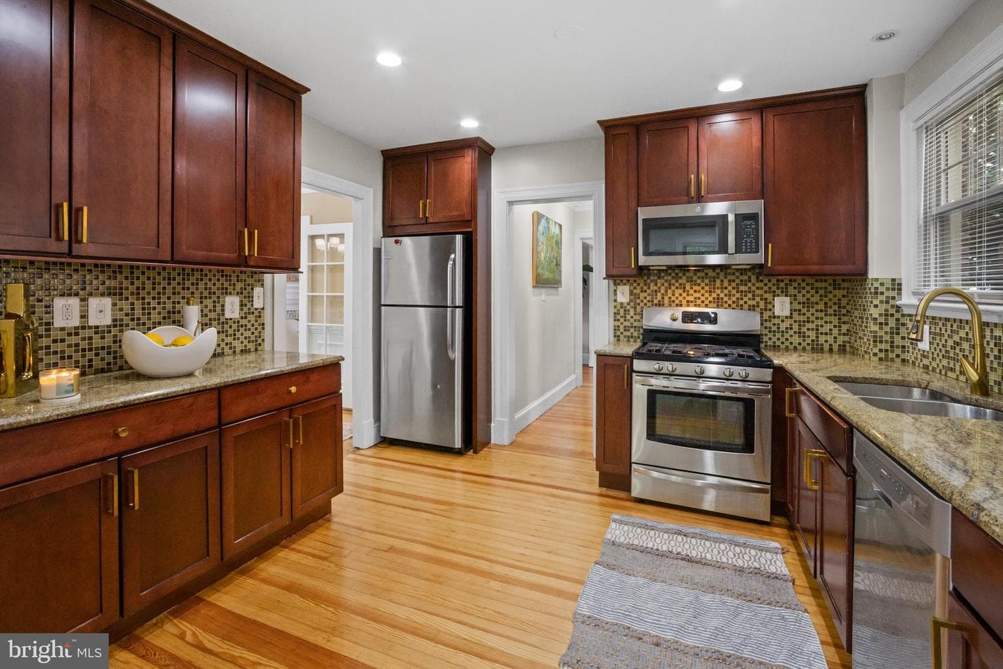 2218 32nd Street SE photo 20