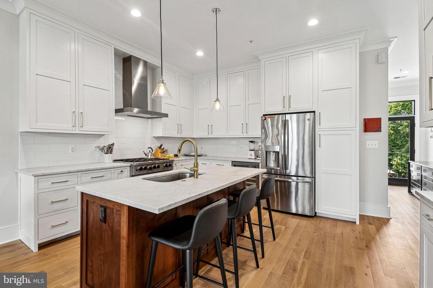 504 C Street NE #4 photo 22