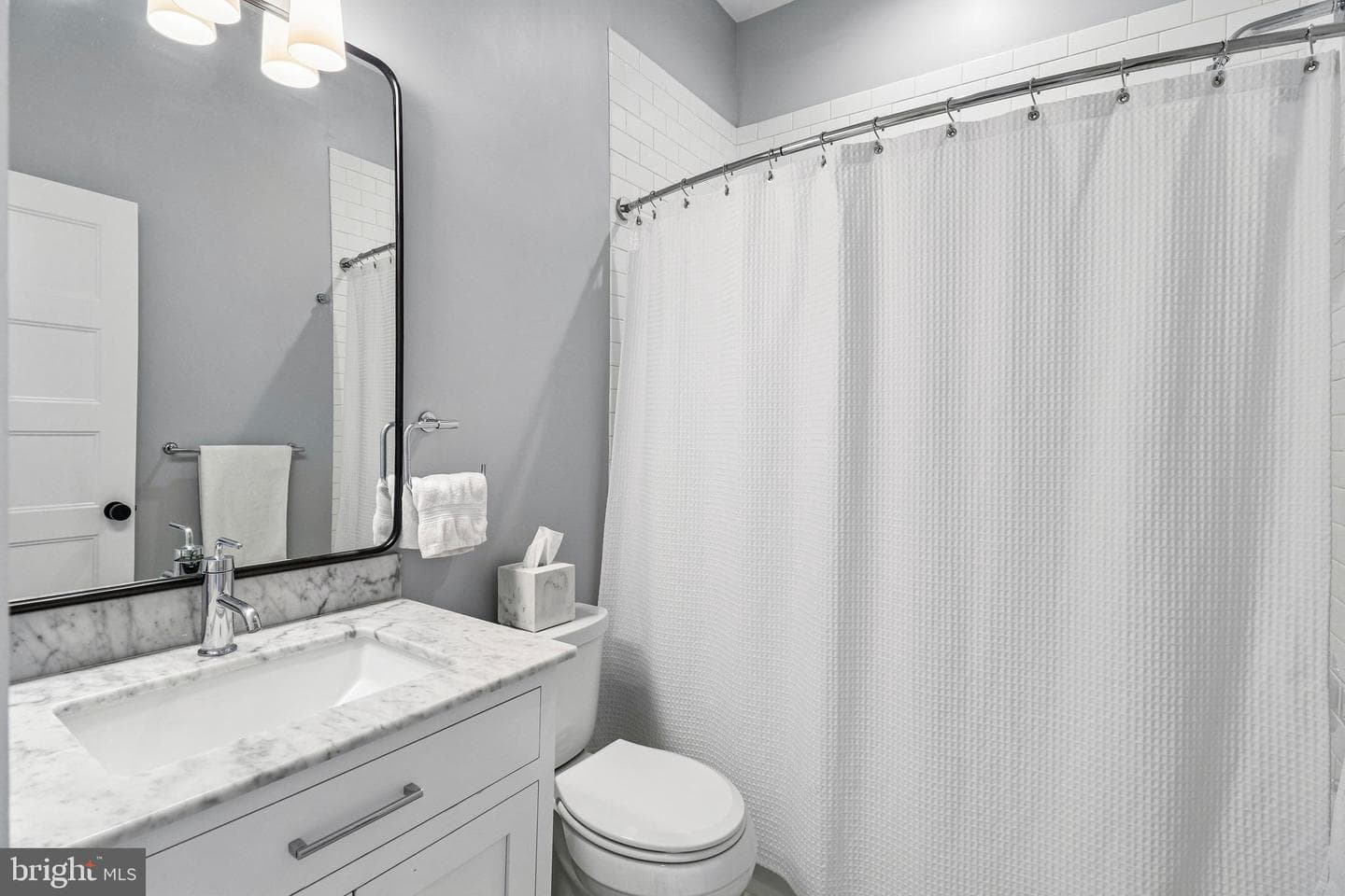 504 C Street NE #4 photo 31