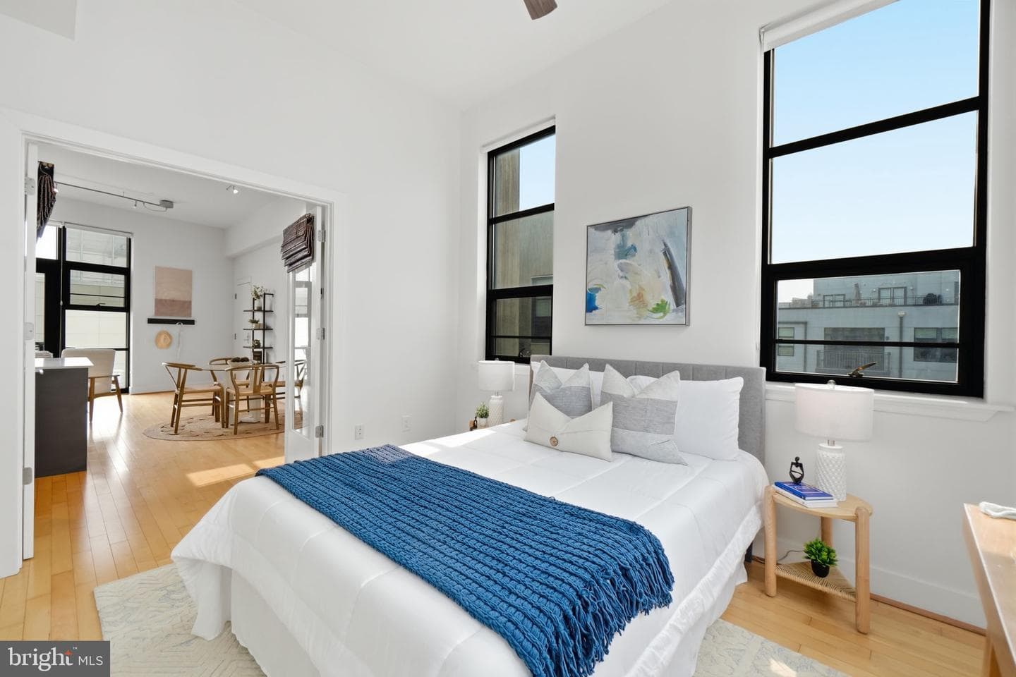 2426 Ontario Road NW #401 photo 17