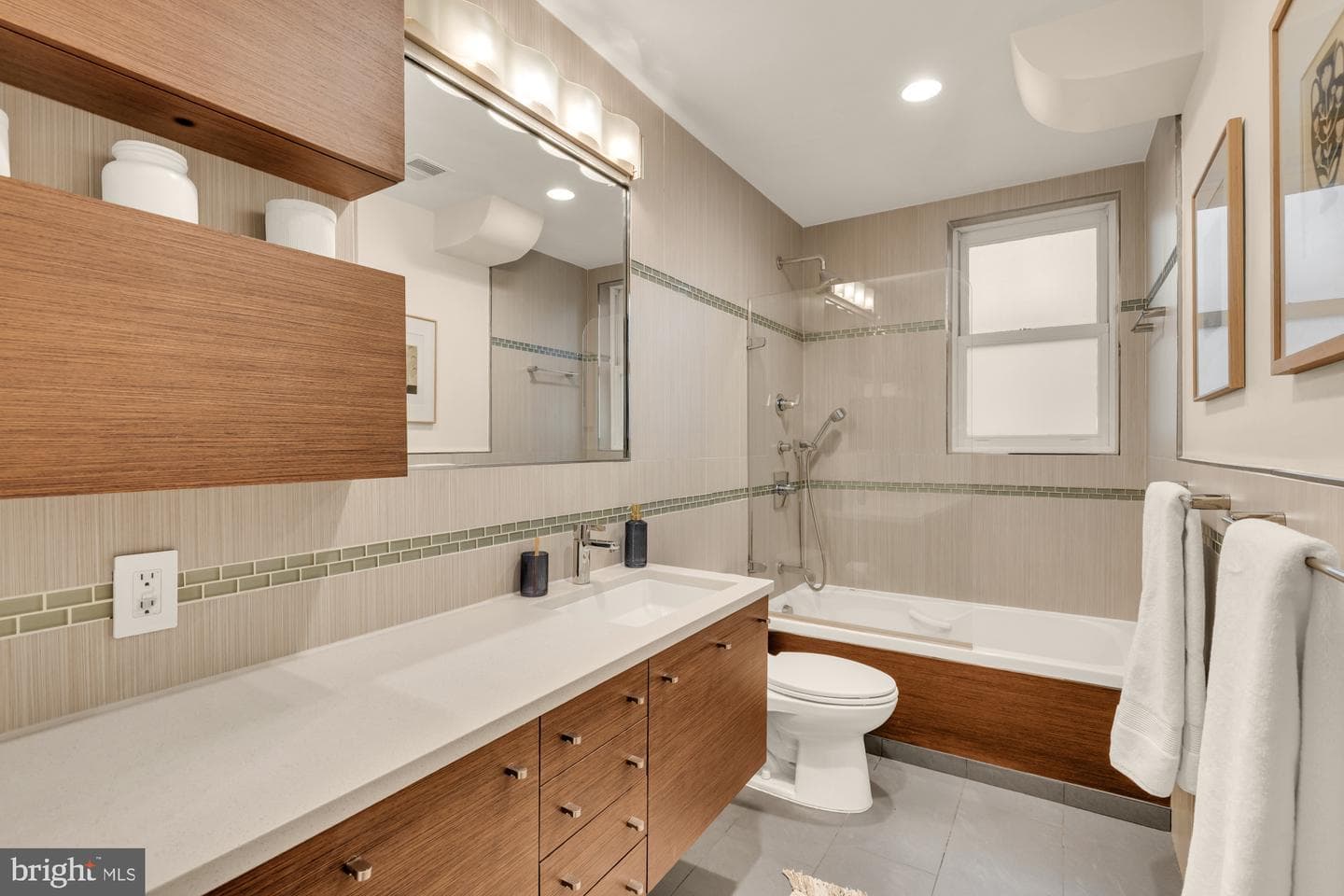 1615 Kenyon Street NW #4 photo 19