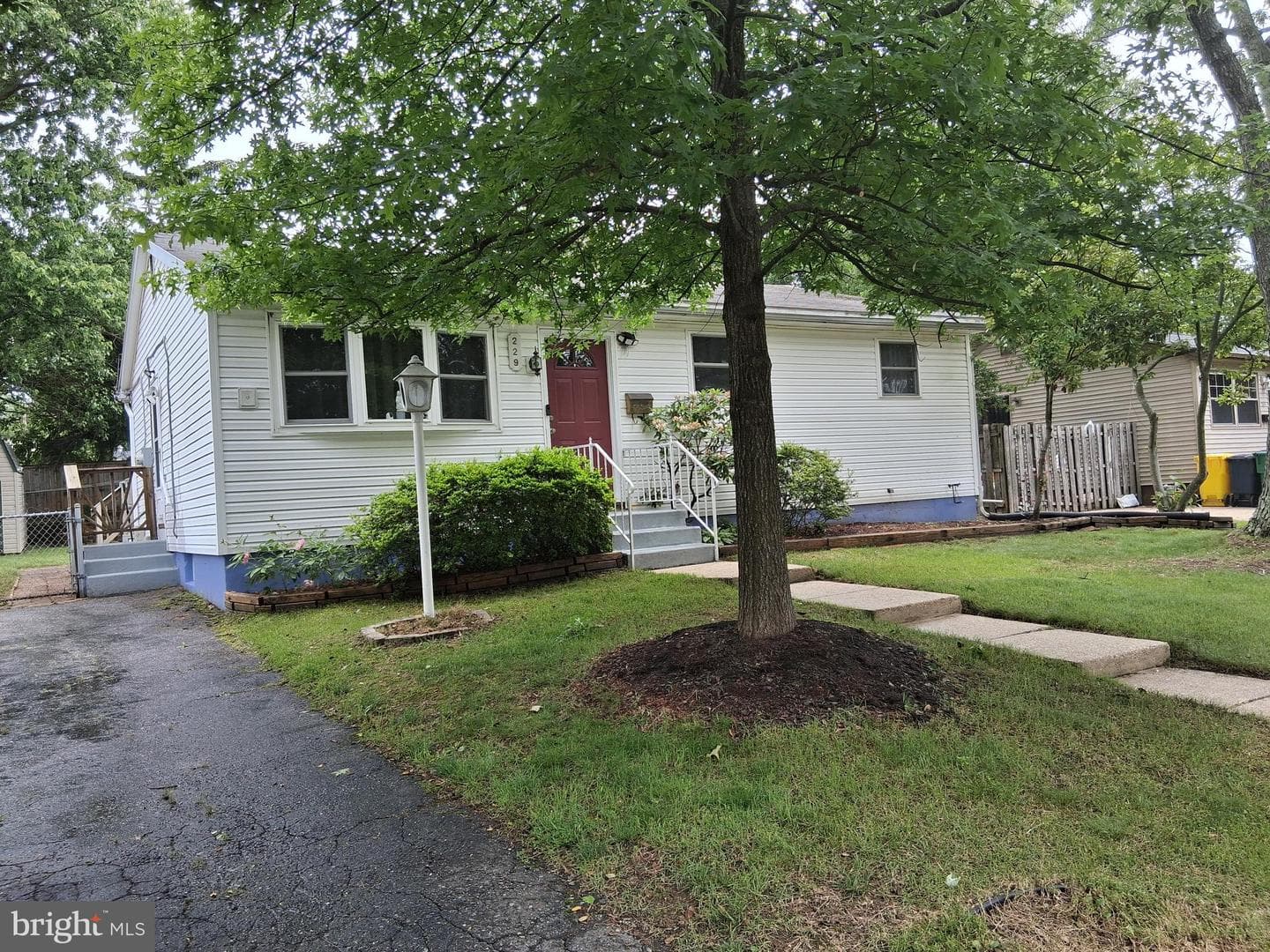 229 Old Line Avenue photo 2