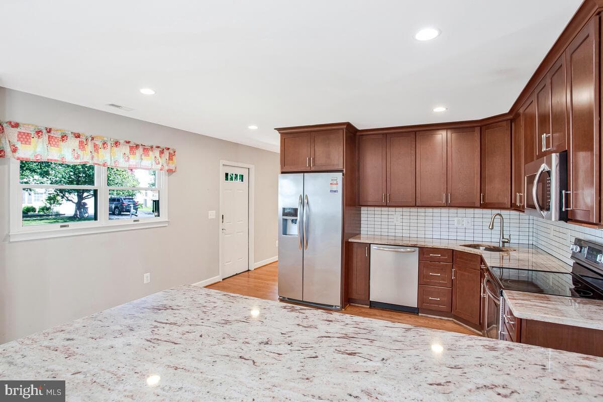 1533 Wakefield Road photo 11