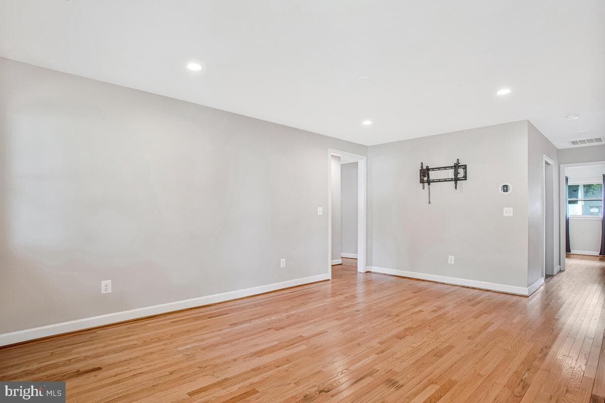 1533 Wakefield Road photo 14