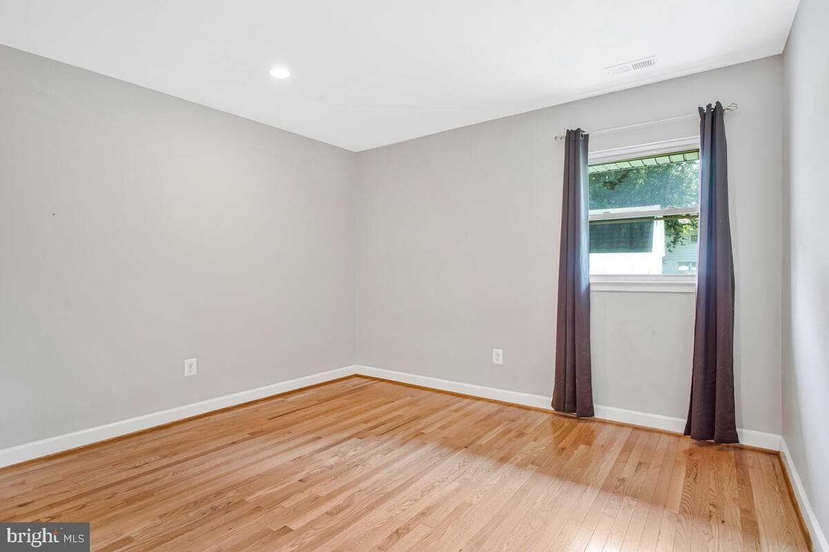 1533 Wakefield Road photo 26
