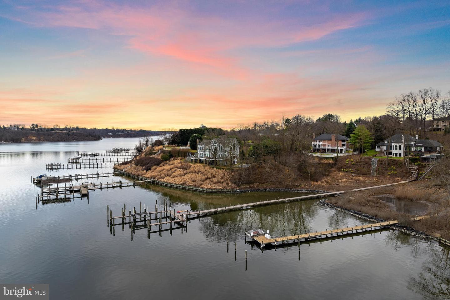 812 Coachway photo 74