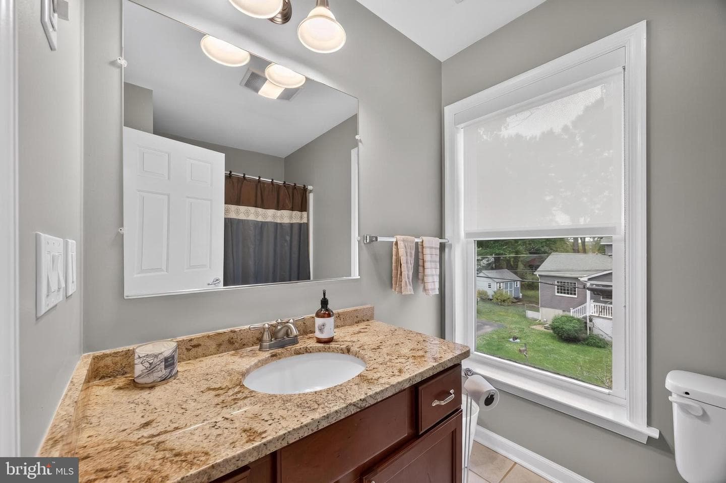 3762 Beach Drive Boulevard photo 12