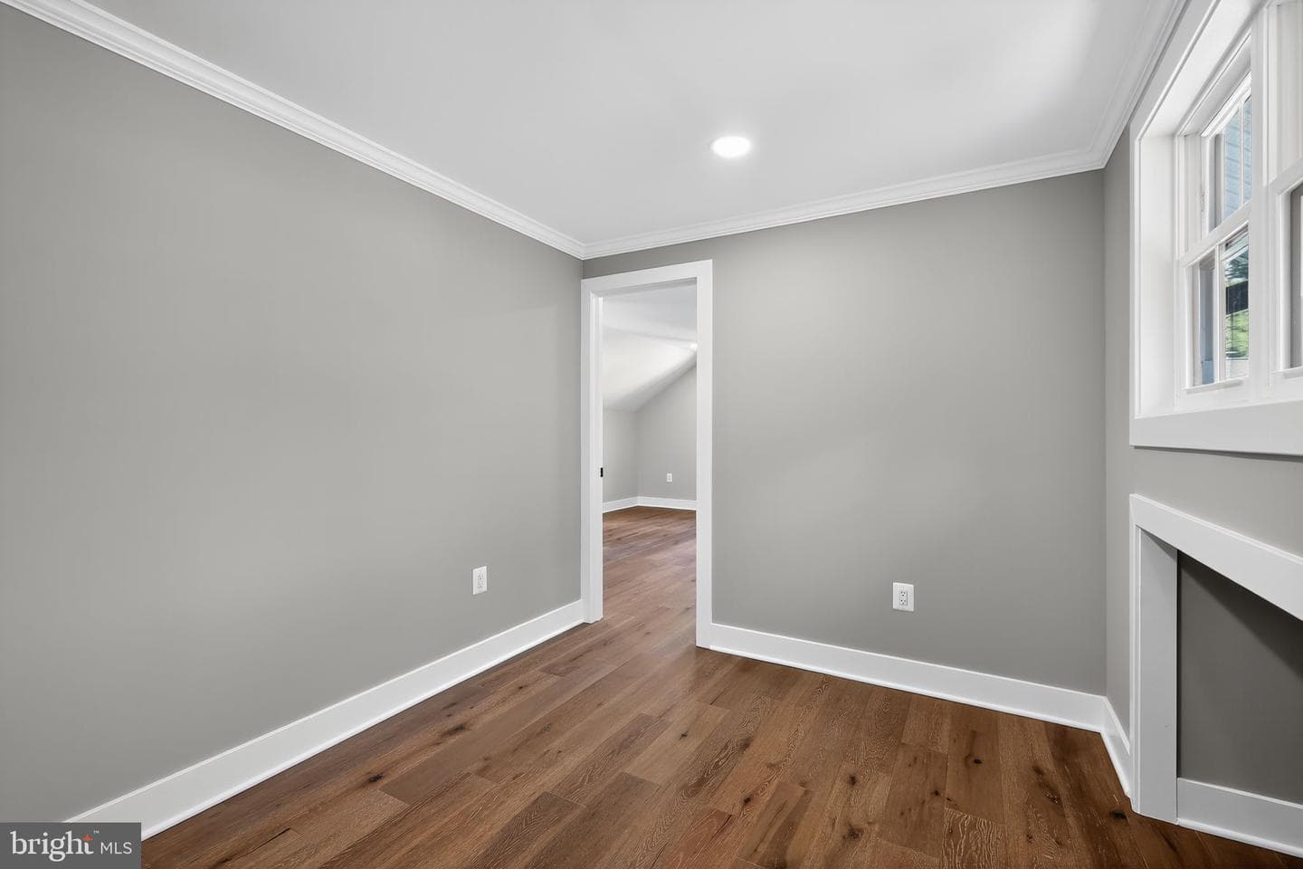1 Tucker Street photo 16