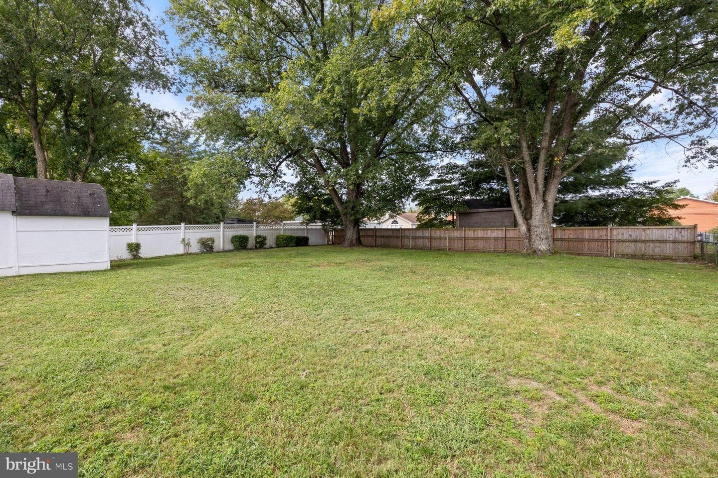 488 Bruce Avenue photo 41