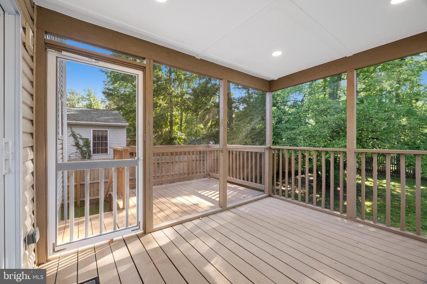 3410 Newport Avenue photo 20