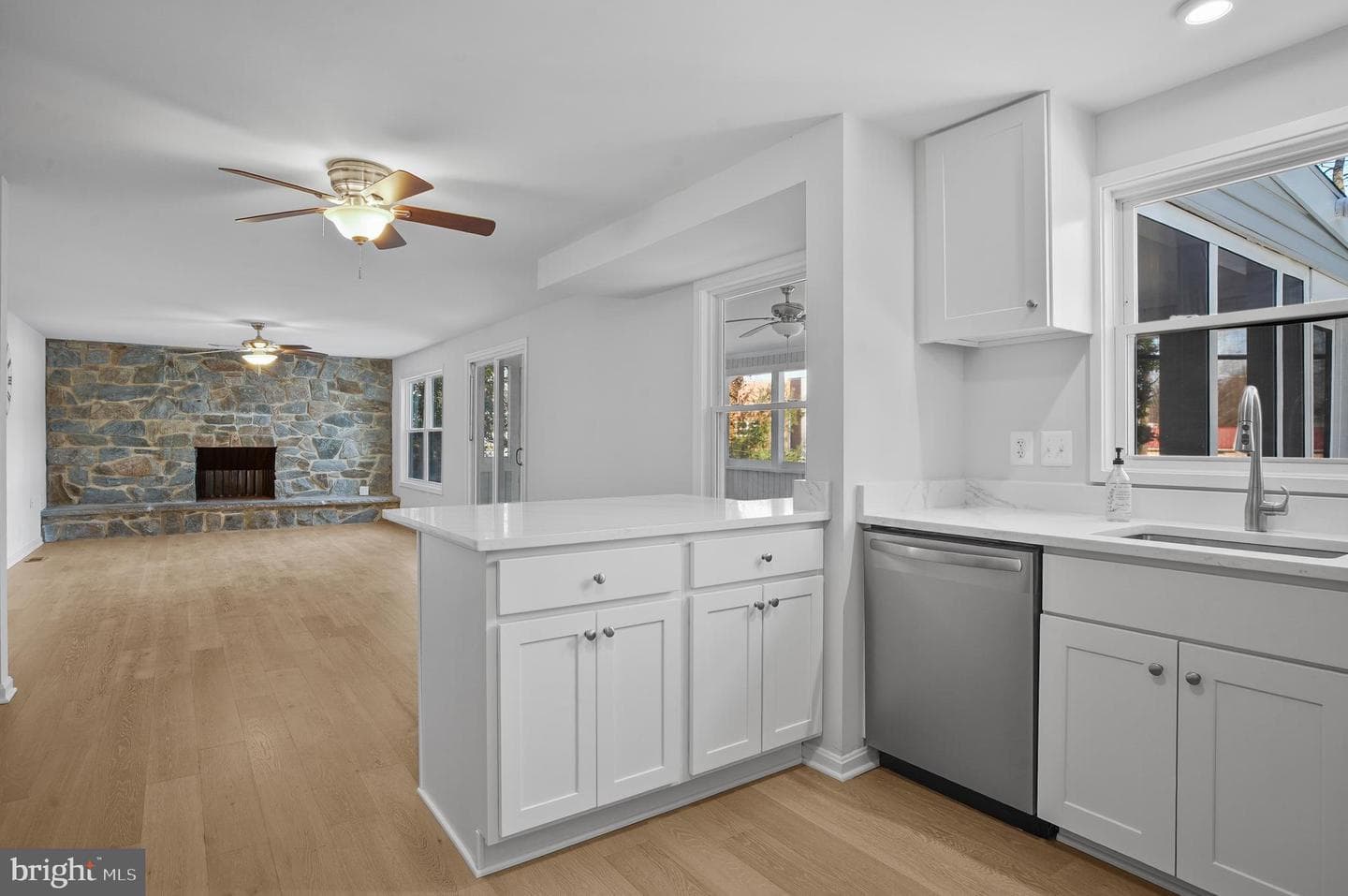 3092 Sussex Place photo 19