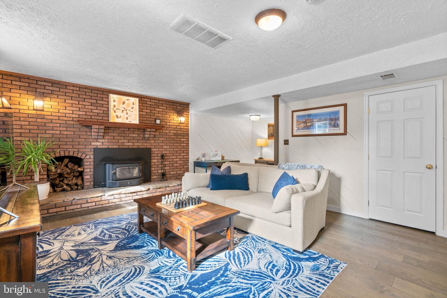 316 Raussell Place photo 31