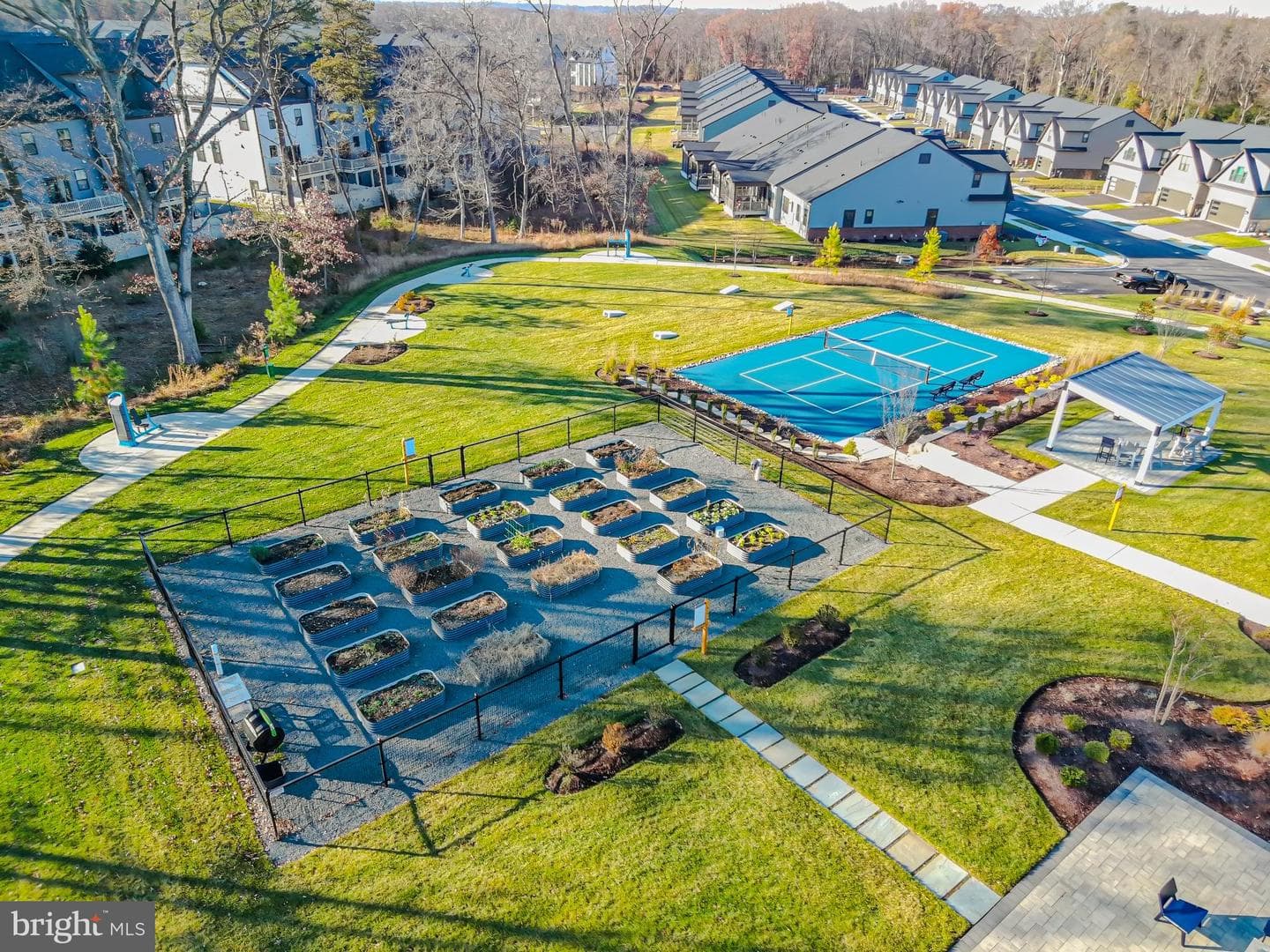822 Teacher Mitchell Road photo 4
