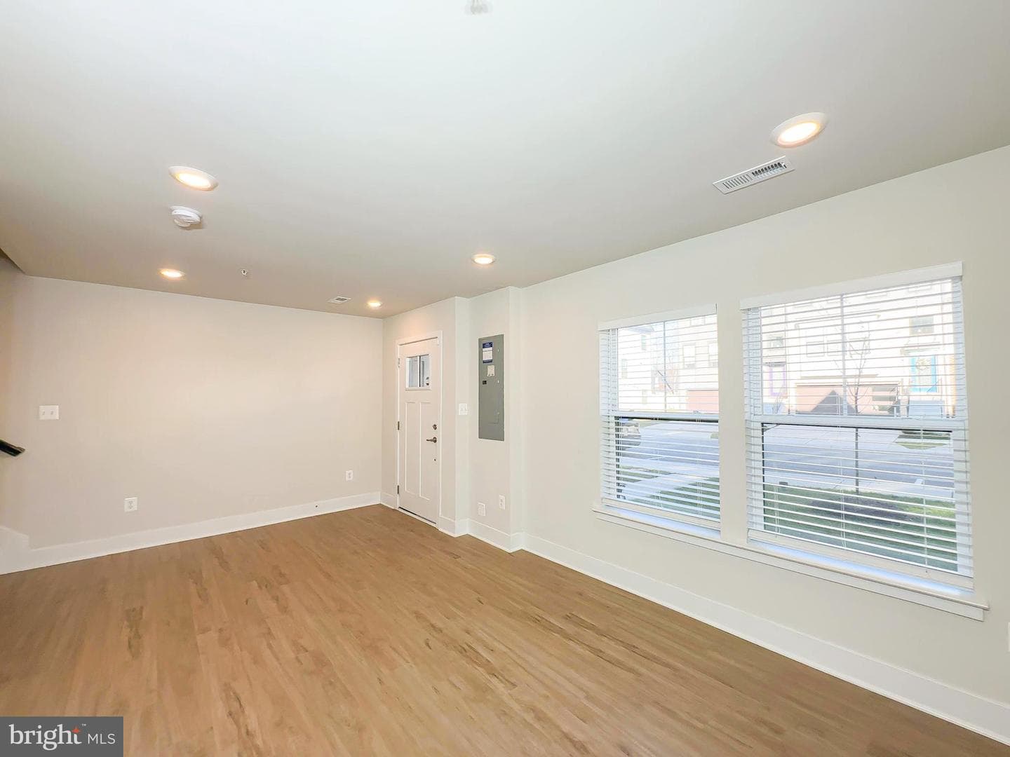 822 Teacher Mitchell Road photo 6