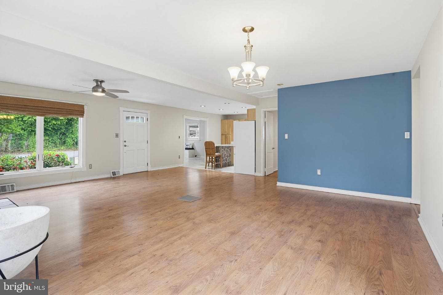 1465 Ridgeway photo 67