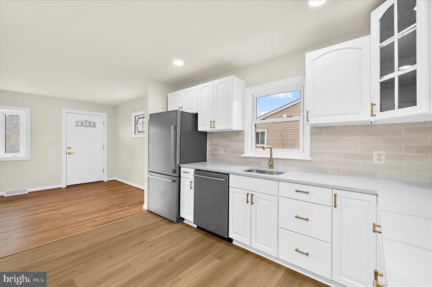 7831 Overhill Road photo 10