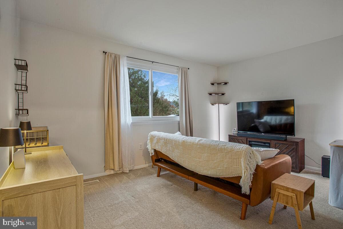 7759 Glen Avenue photo 18