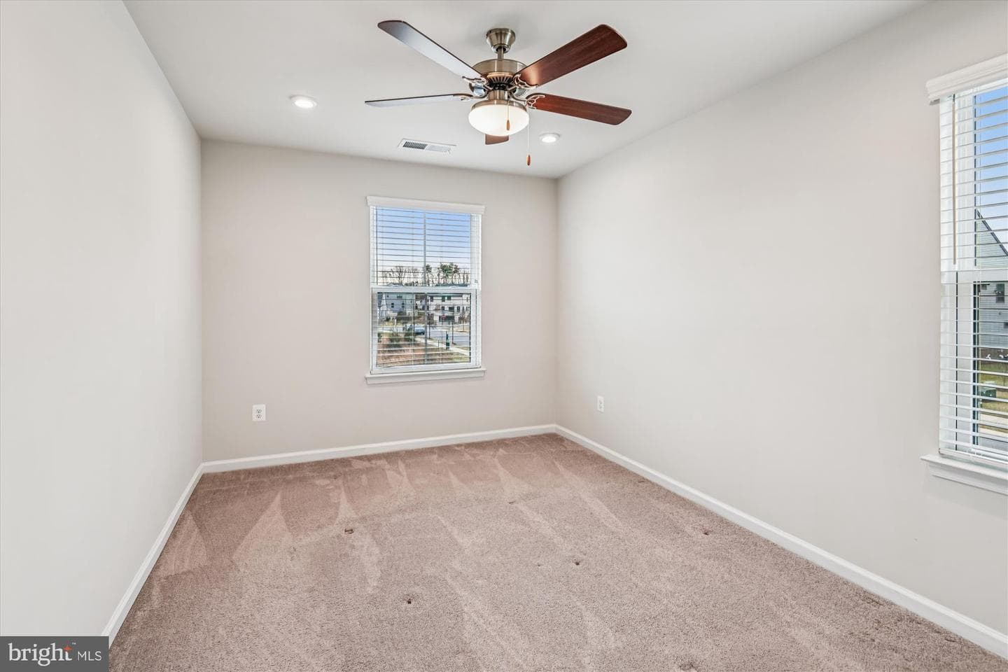 7600 Rossville Lane photo 26