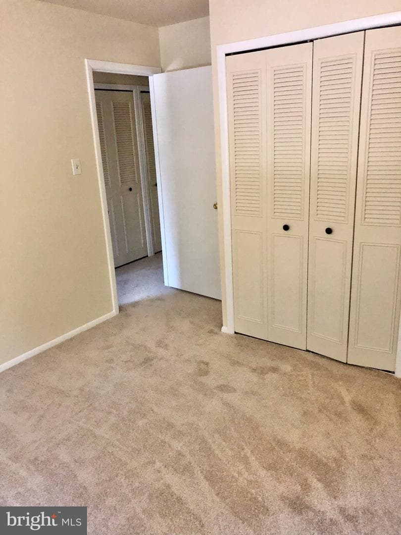 1681 Yorktown Court photo 11