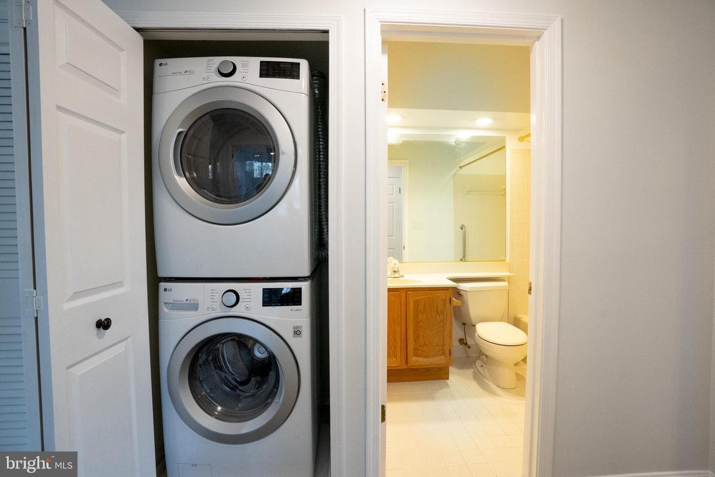 2707 Summerview Way #101 photo 11