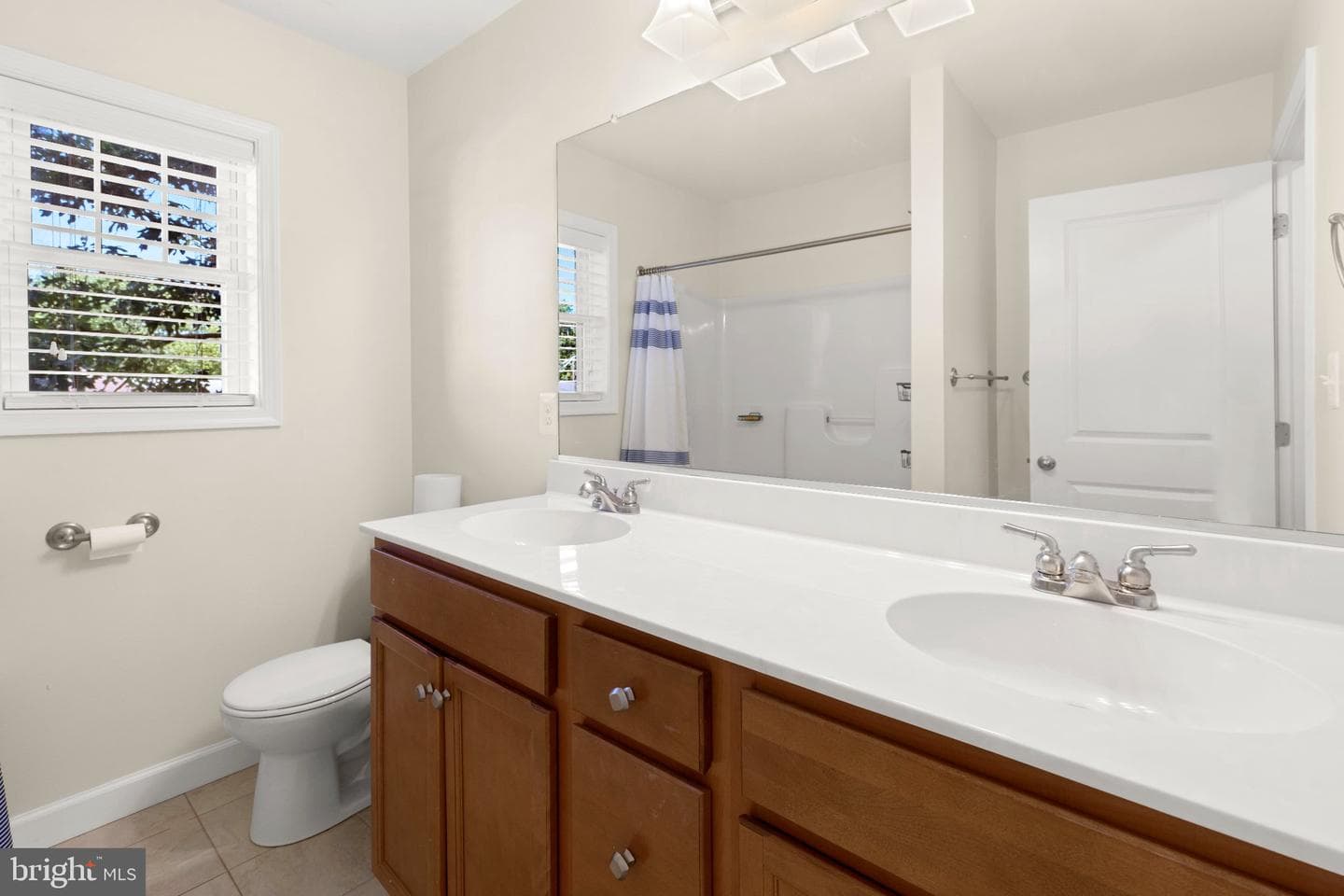 1635 Fairhill Drive photo 26