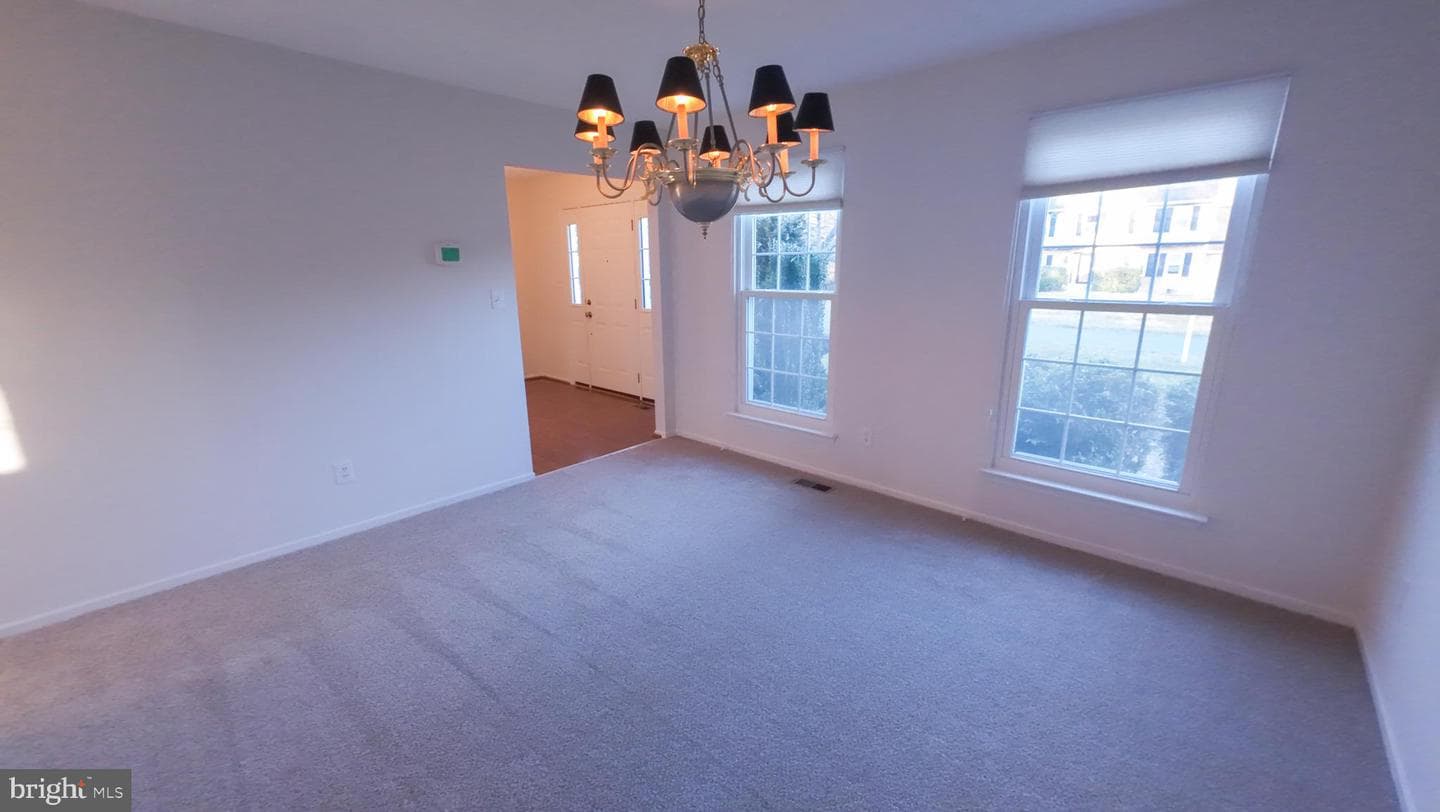 276 Southdale Court photo 5