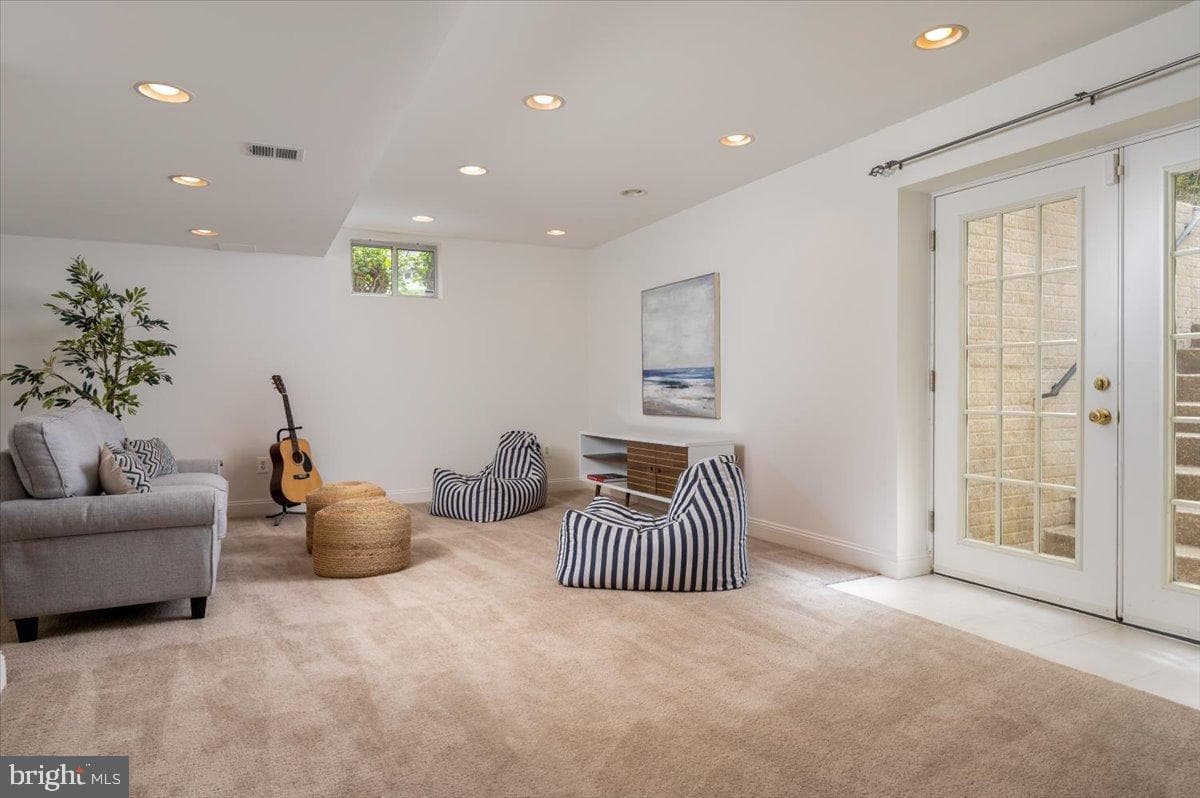 3227 Homewood Road photo 22