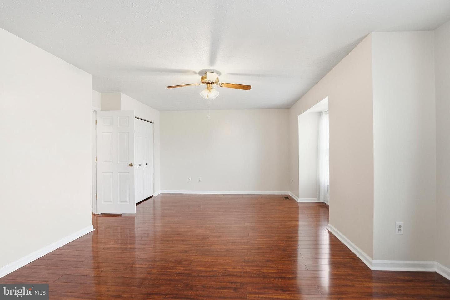 759 Sunnyfield Lane photo 25