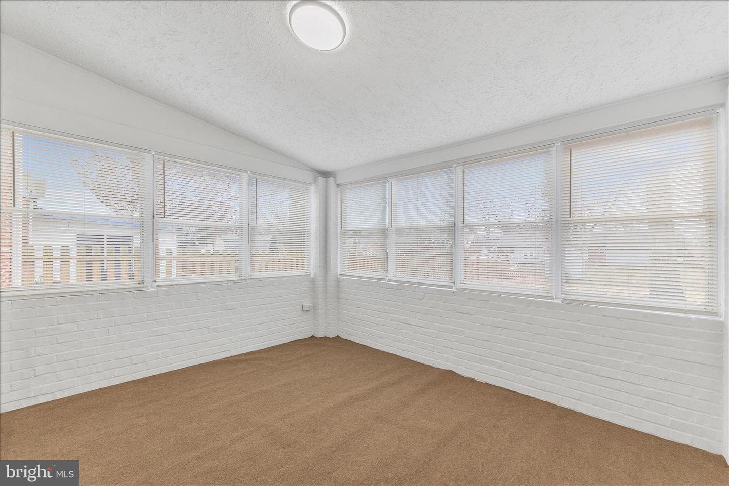 211 Georgia Avenue NE photo 6