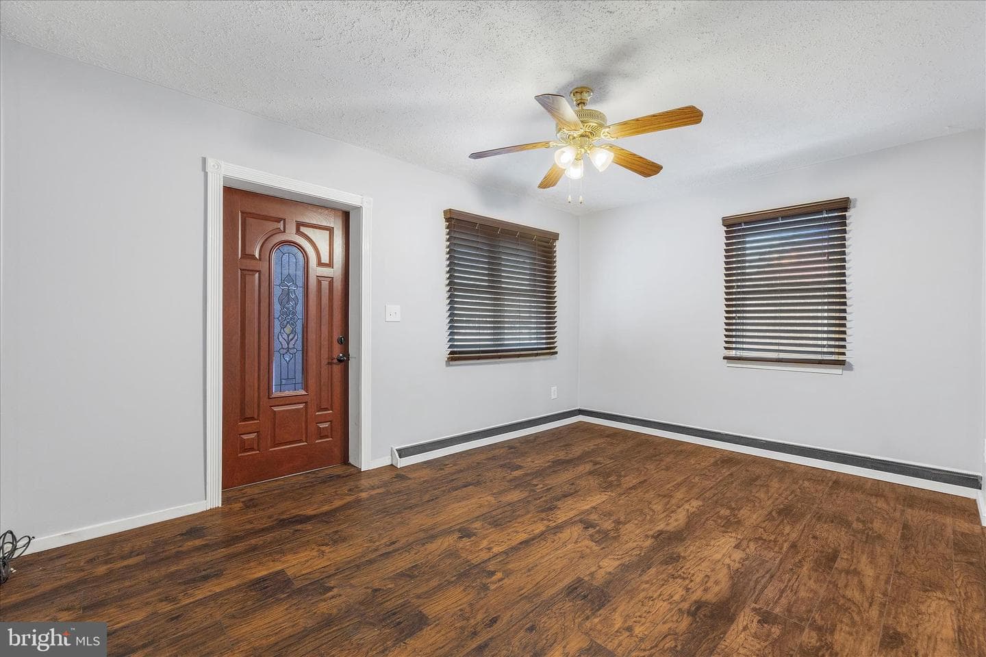 211 Georgia Avenue NE photo 9