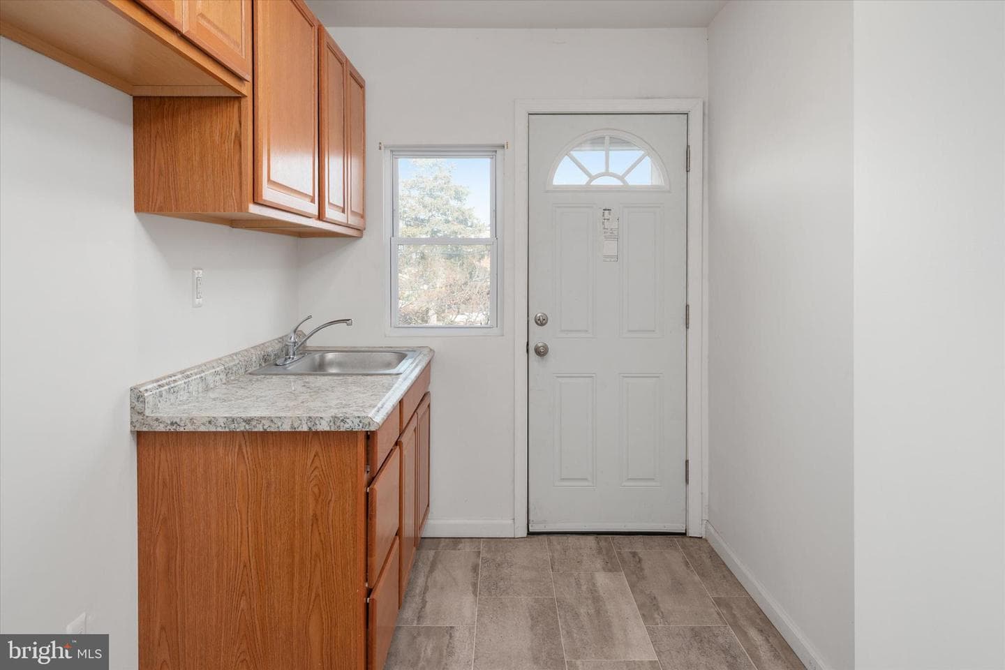 336 Arden Road W photo 9