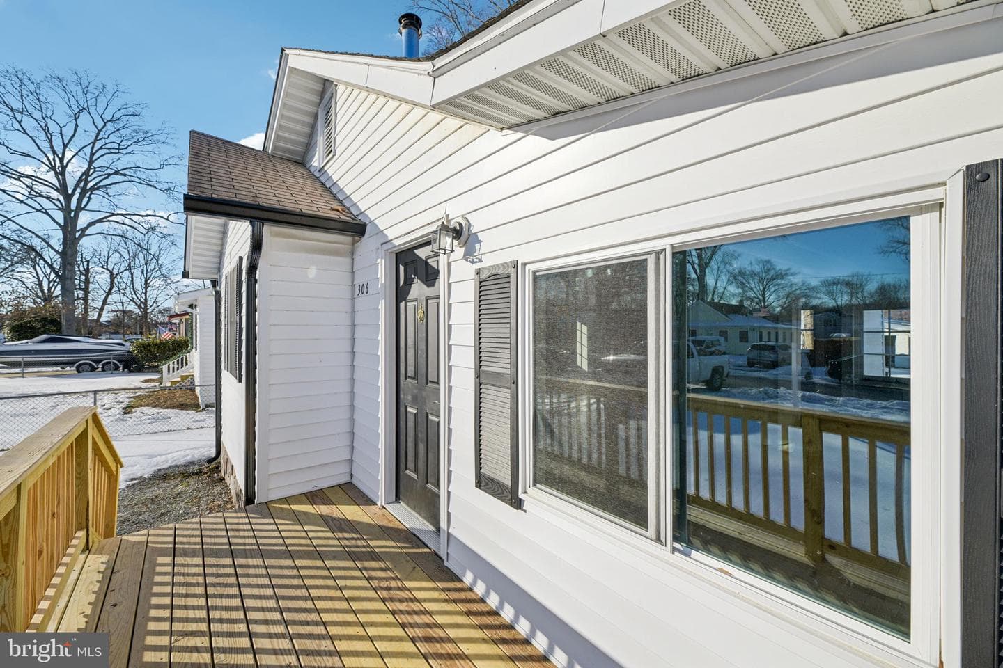306 Linden Avenue photo 3