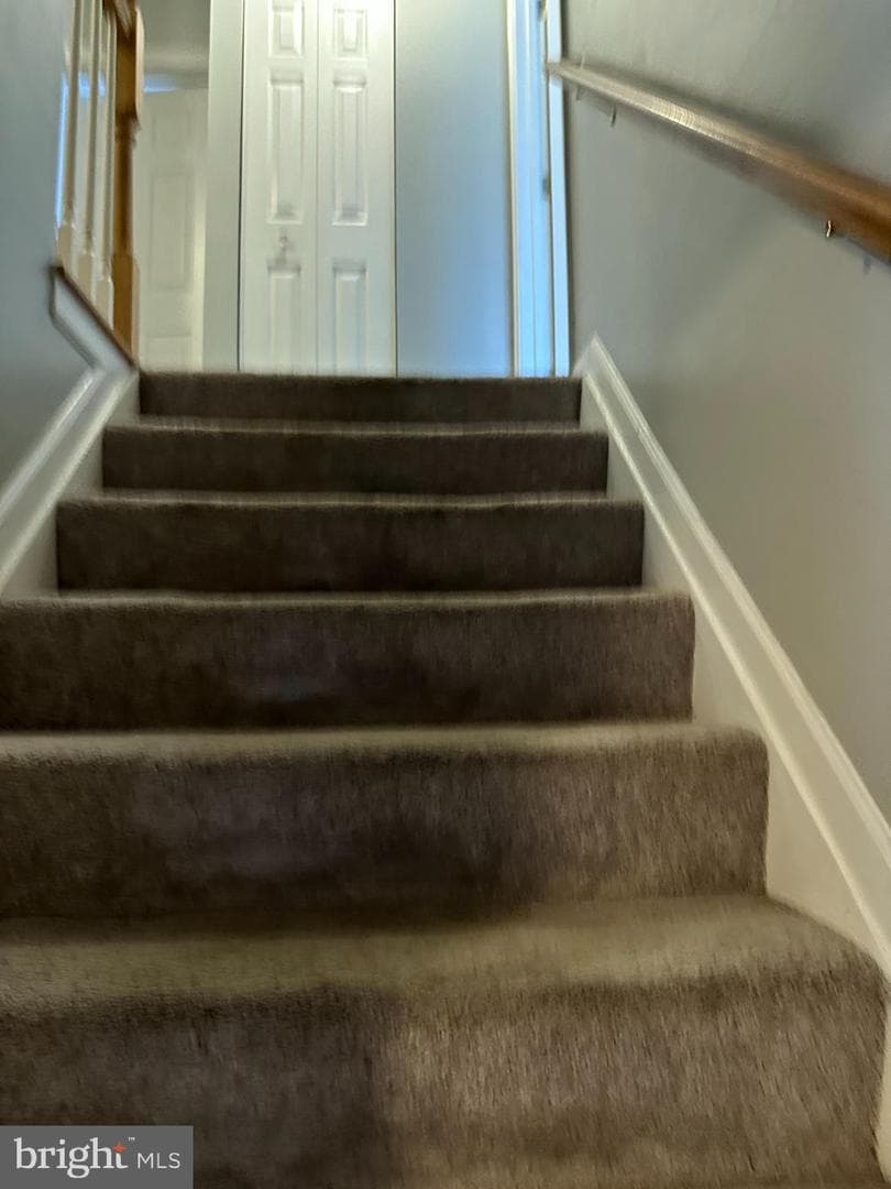 8129 Mountain View Circle photo 11