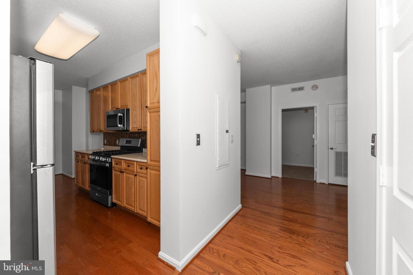 940 Astern Way #102a photo 11