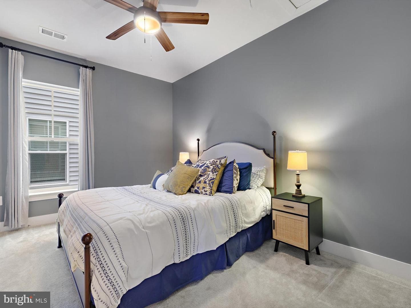 2816 Hyssop Drive photo 32