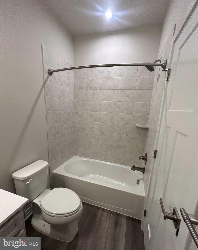 168 Bethlehem Pl photo 3