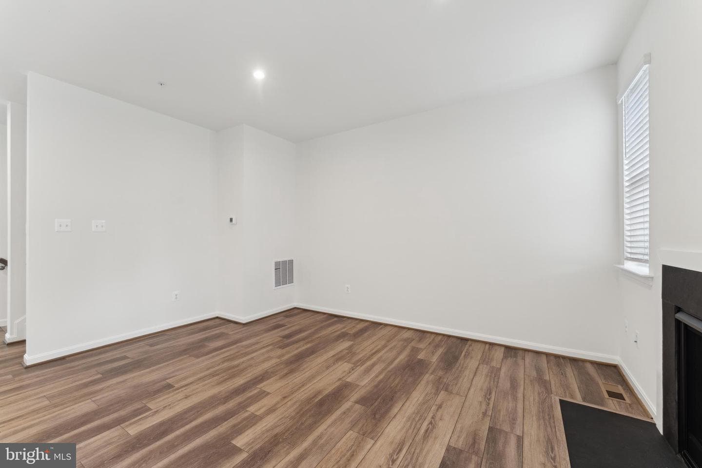 225 Jenkins Way photo 21