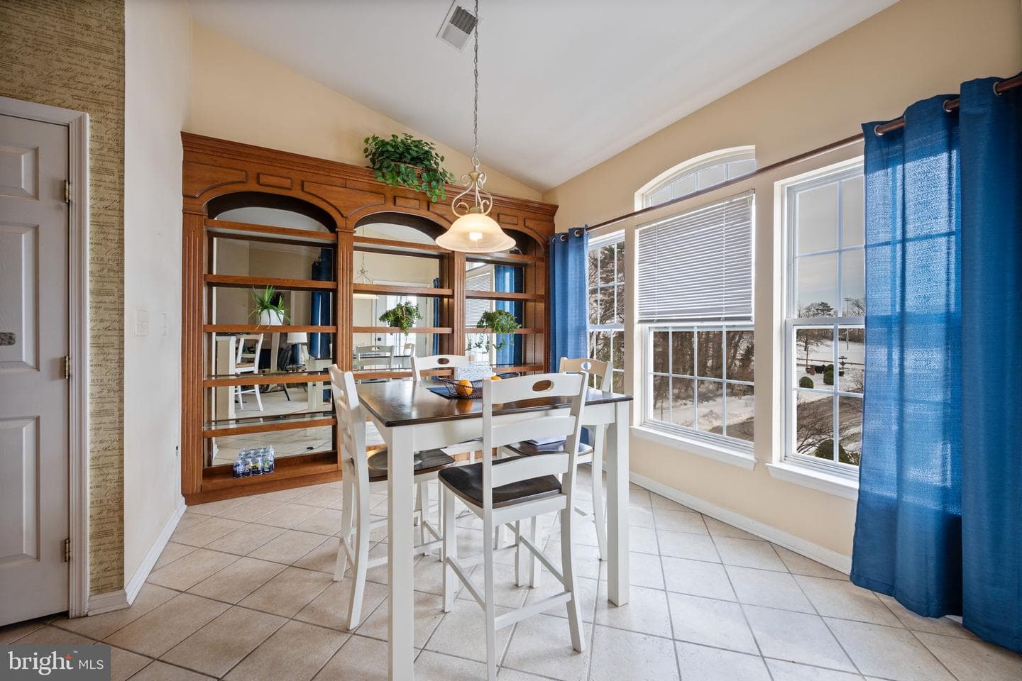 2602 Clarion Court #404 photo 13