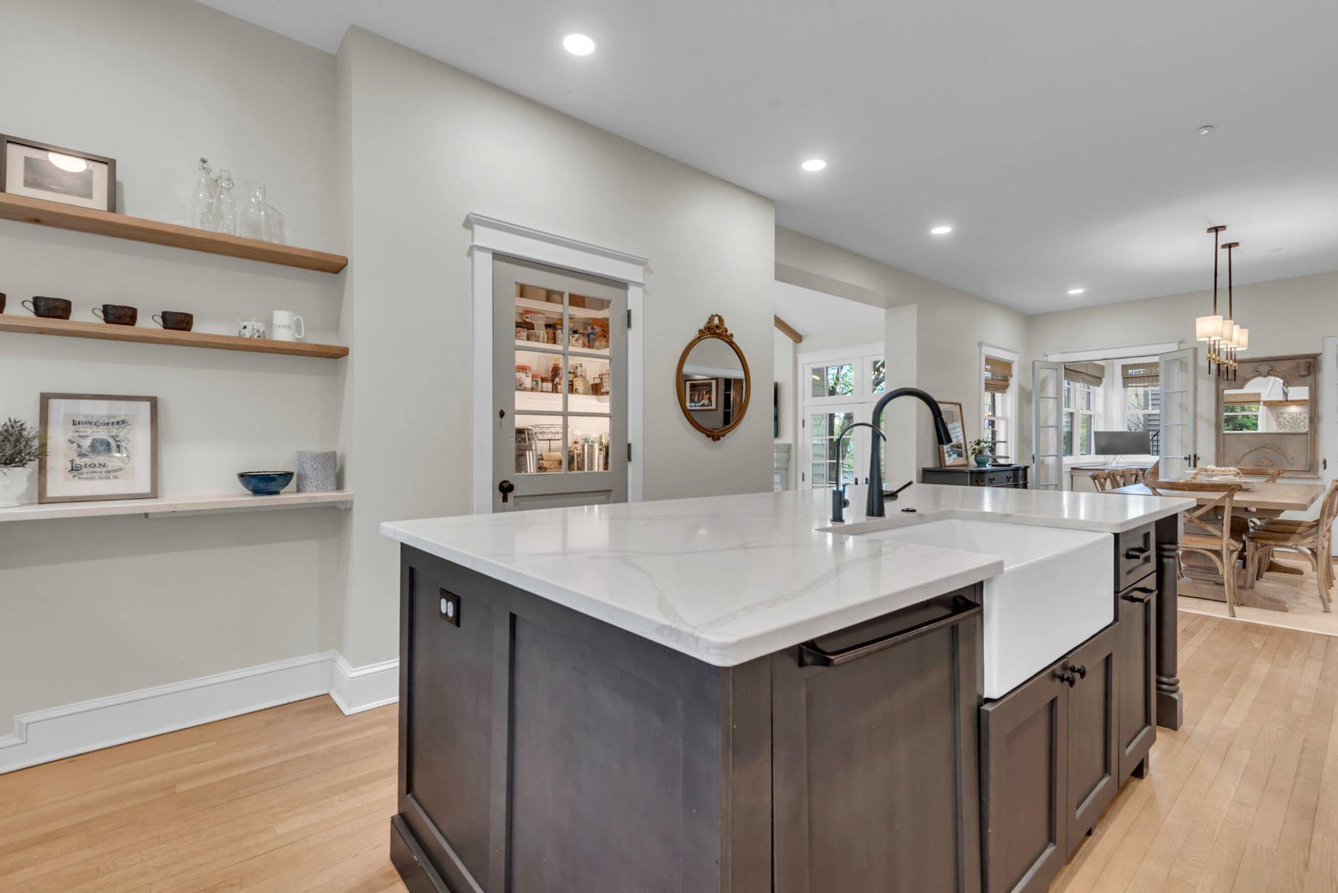 4 Southgate Avenue photo 37