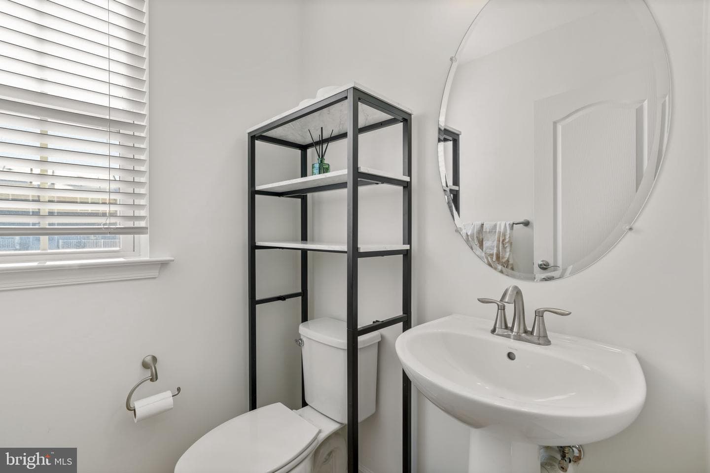 1605 Aster Lane photo 19