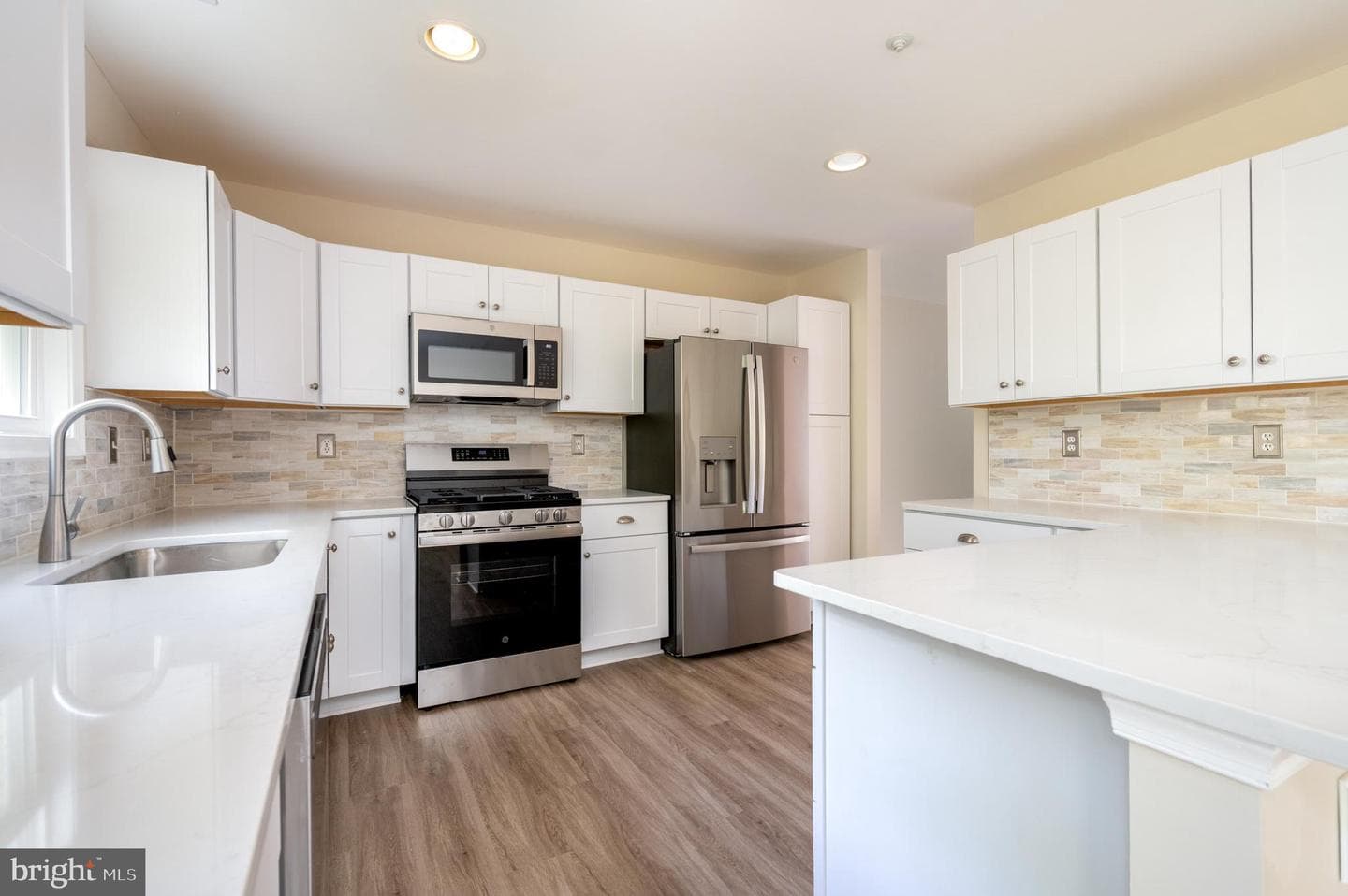 700 Pine Valley Court photo 11